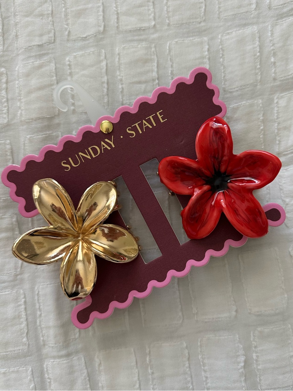 NWT Sunday State Hair Clips